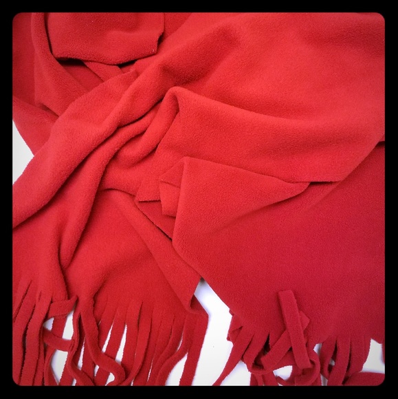 Fleece scarf - Picture 1 of 1